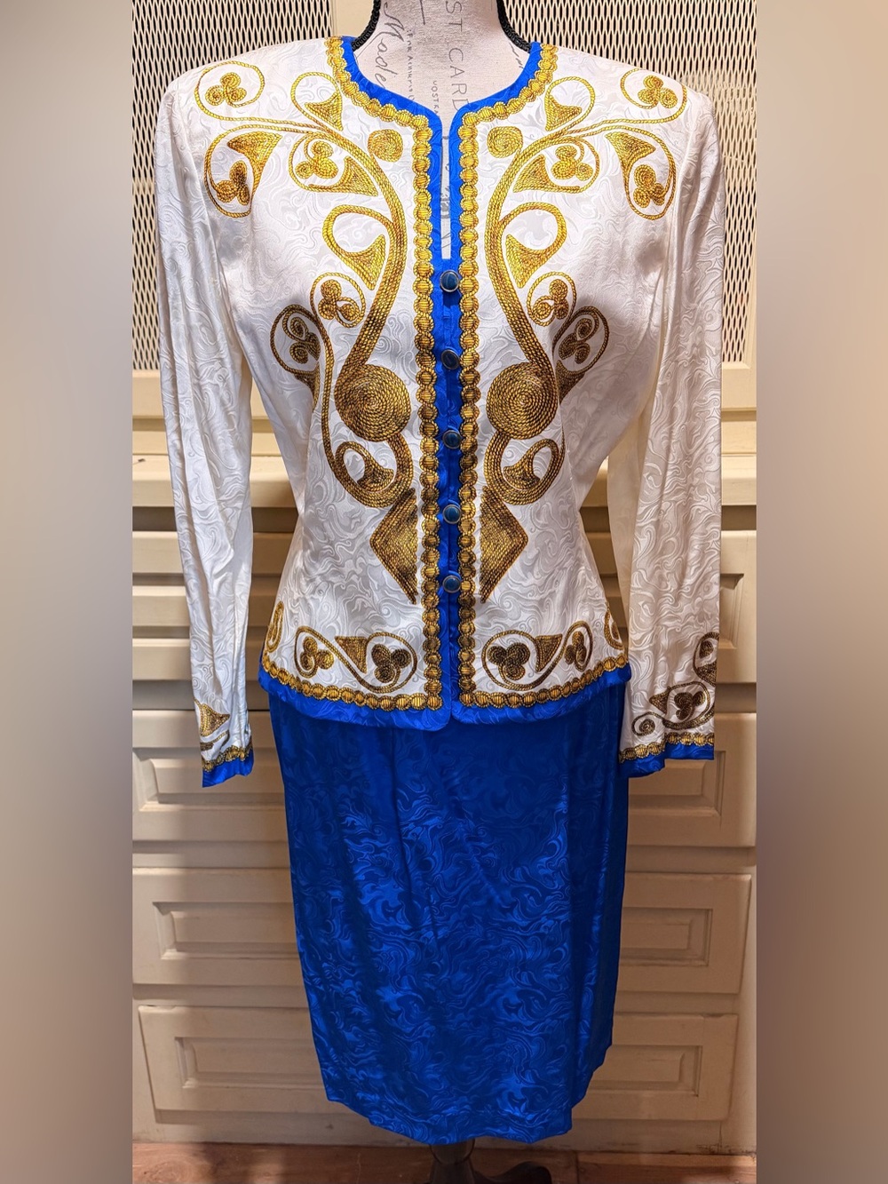 VTG Adrianna Papell 100% Silk Skirt Suit Set